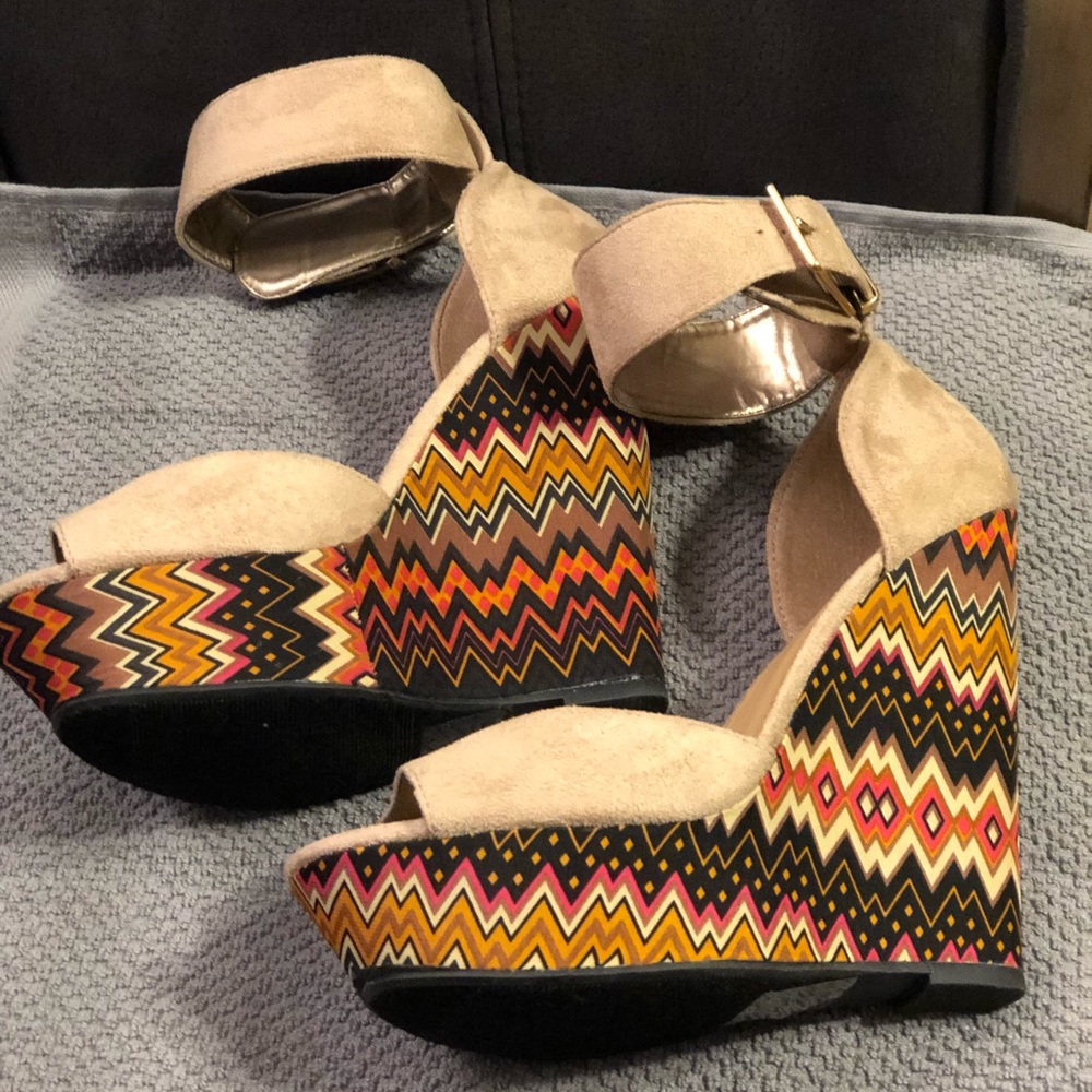 Delicious shoes 🔥 - Picture 2 of 5